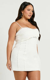 Gigi Mini Linen Blend Dress - Sweetheart Tie Back Scallop Detail Dress in Off White