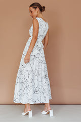 Shaniqua Cut-Out Sleeveless Midi Dress Print White